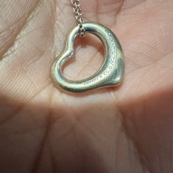 Authentic Tiffany open heart necklace - Picture 3 of 7